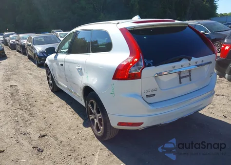 2015 Volvo Xc60 T6 из США, поврежденный, VIN YV4902RB7F2595396